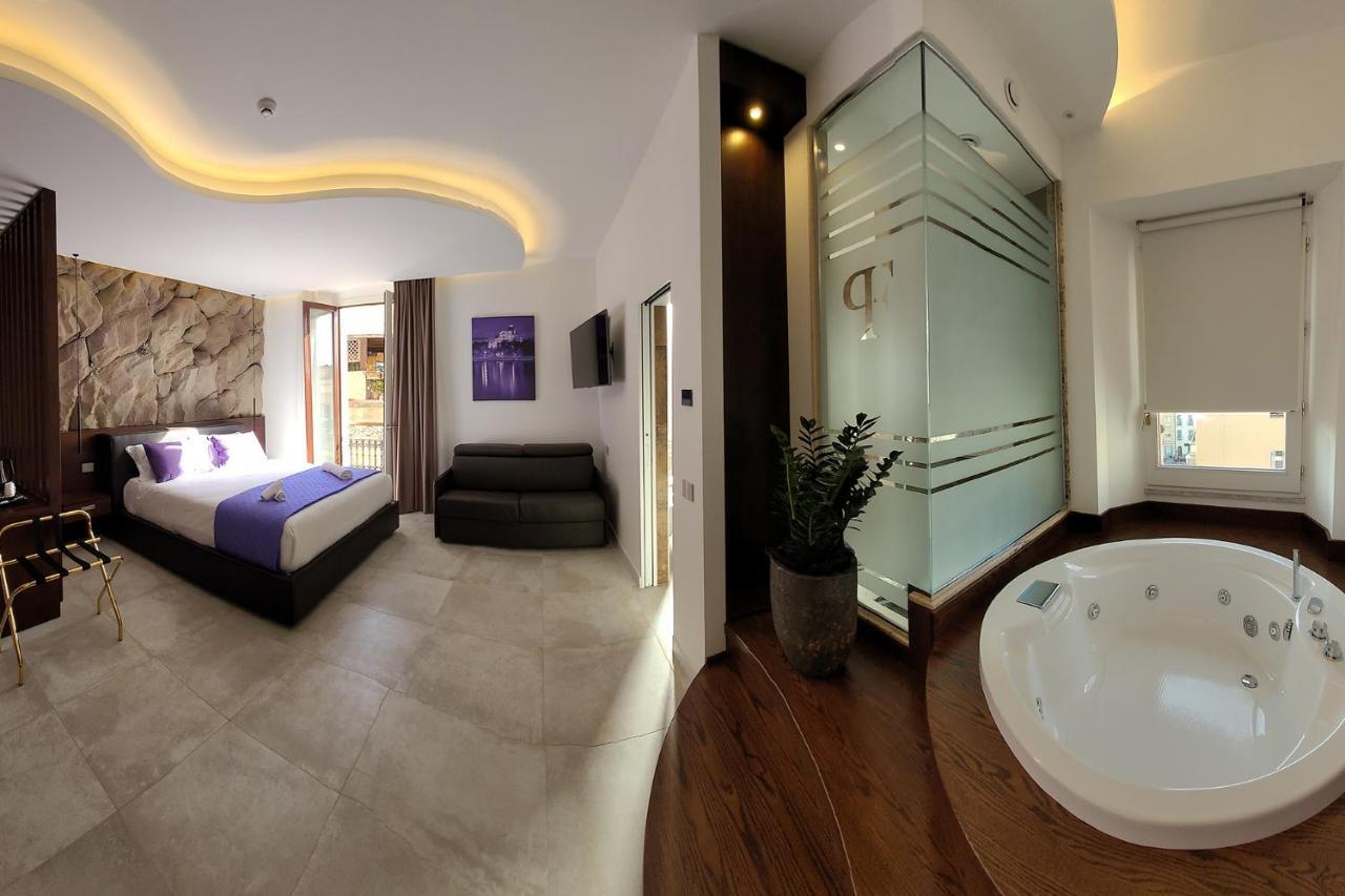 Palazzo Ferrucci Luxury Suites 칼리아리 외부 사진