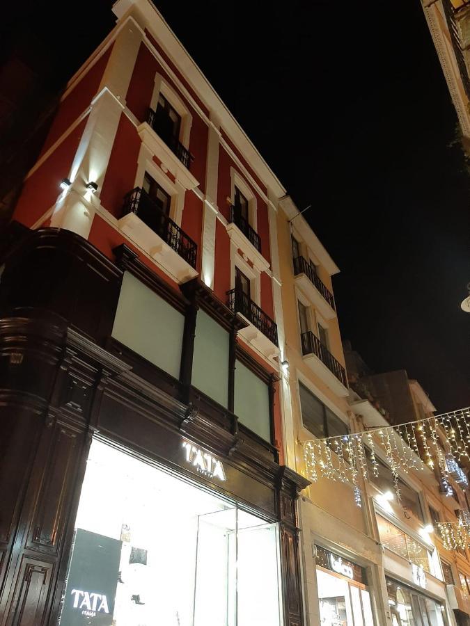 Palazzo Ferrucci Luxury Suites 칼리아리 외부 사진